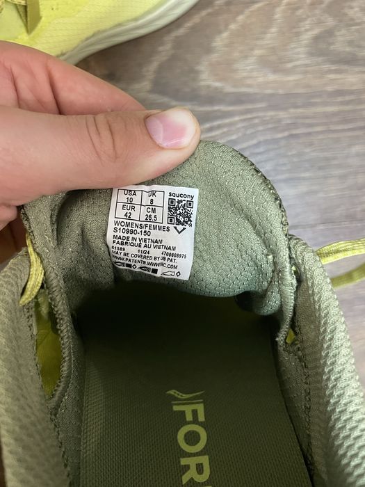 Жіночі кросівки Saucony Peregrine