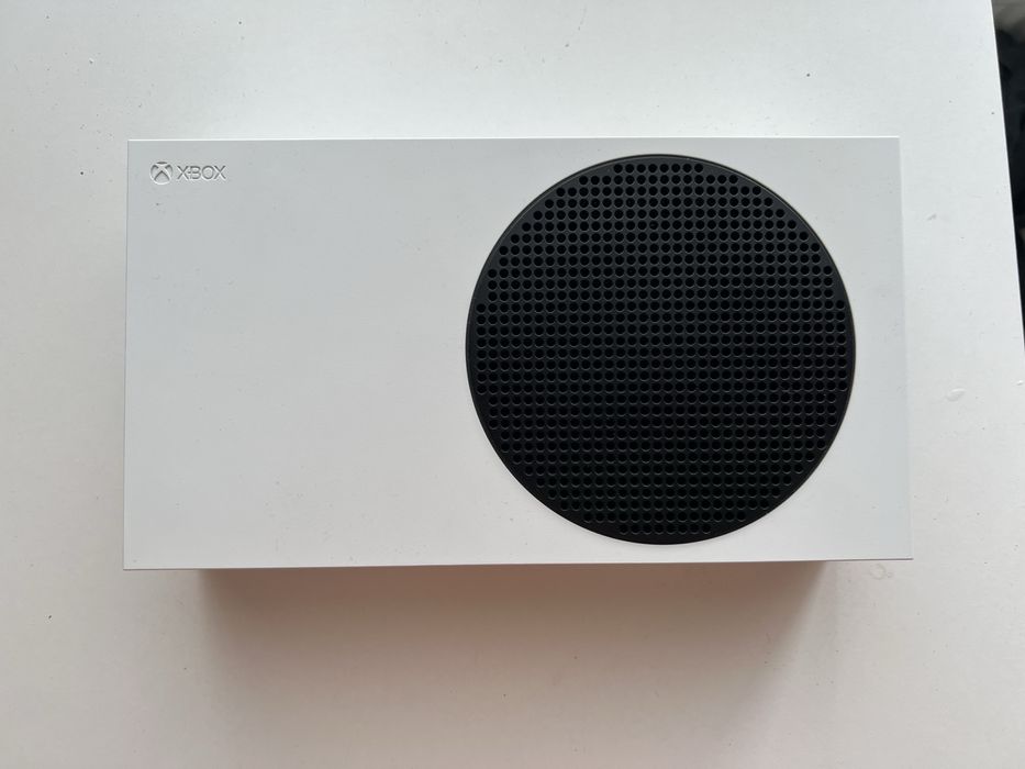 Xbox siries s w bardzo dobrym stanie