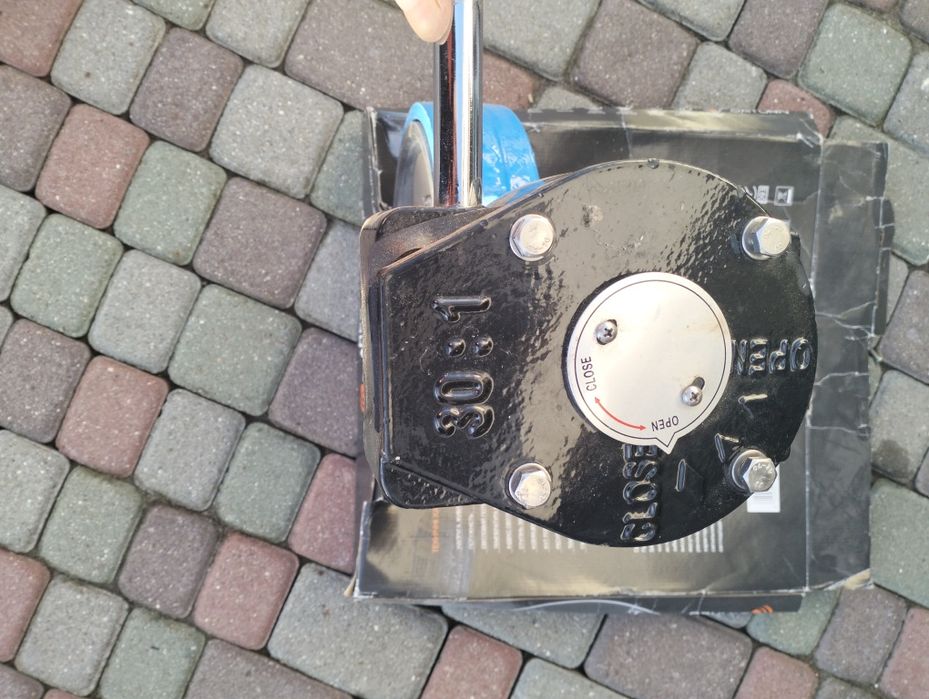 Продам шиберну засувку (250мм)