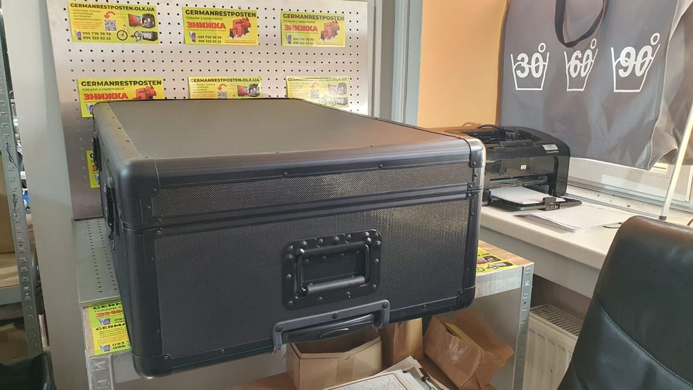 Металевий кейс для зброї, дрона, обладнання 54х81х26