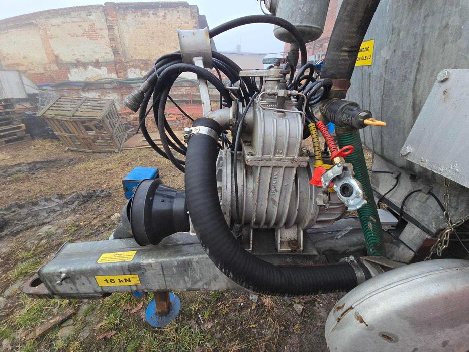 MEPROZET - wóz asenizacyjny PN-100/2 T-528/1