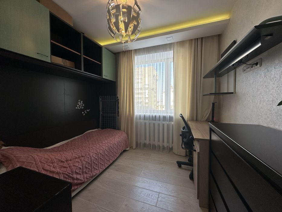 Продам затишну 4-кімнатну квартиру з якісним ремонтом