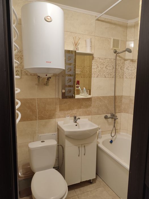 1 кімнатна квартира з ремонтом на Кулика