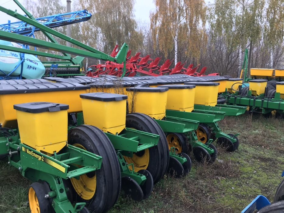 Сіялка пневматична  John Deere 7200(Джон Дир)