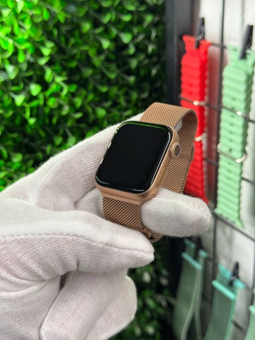 Apple Watch 5 40mm Gold WATCHMANIA Магазин Гарантія Вибір