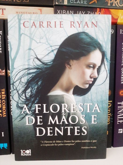 Livro A Floresta de mãos e dentes
