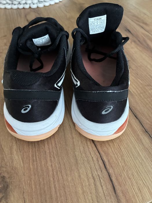 Sneakersy Asics 40