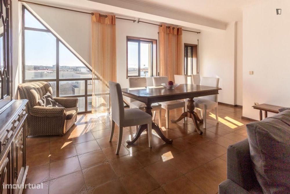 Apartamento com 2 quartos - localizado em Póvoa de Varzim Porto