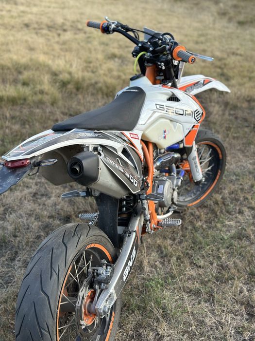 Geon gns 300 motard
