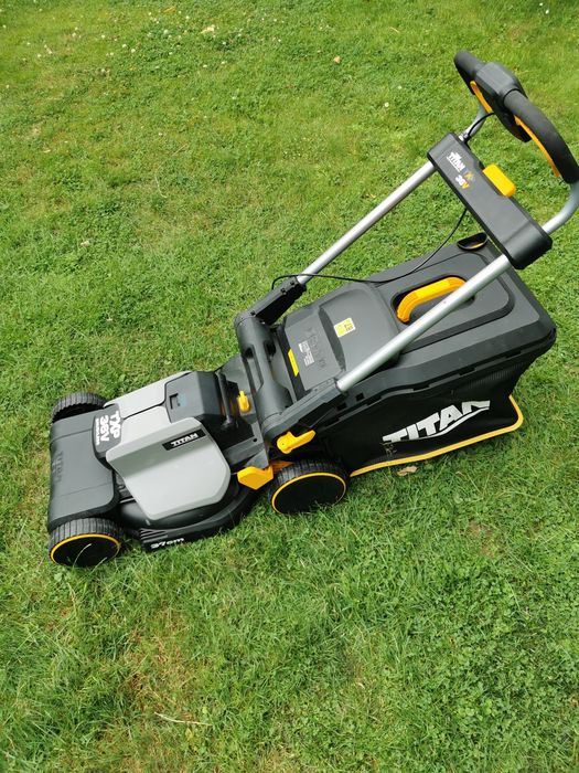 Kosiarka akumulatorowa MacAllister/Titan 43cm bardzo duża średnica, 36V