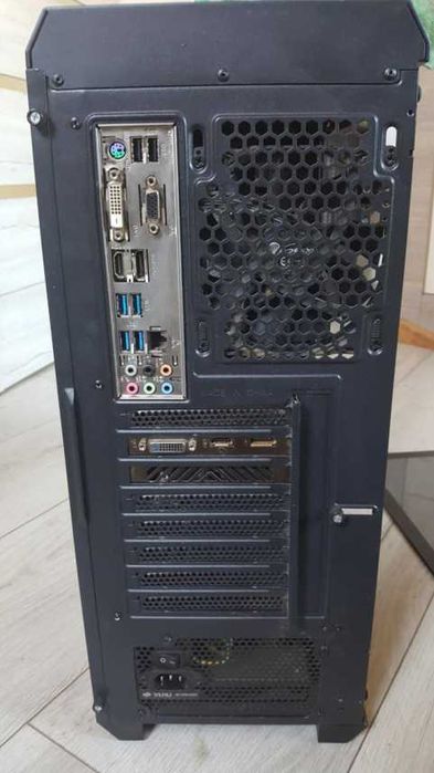 Komputer I3-10105F + GTX1050 TI + 16GB Ram DDR4