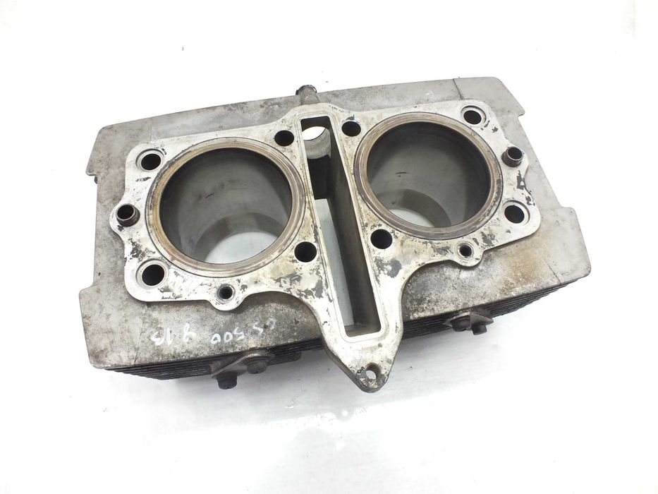 Suzuki GS 500 01- cylinder tłoki