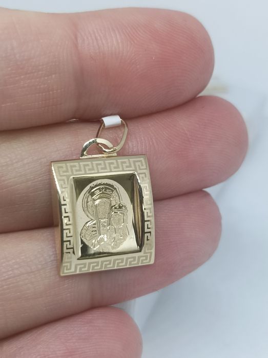 Złoty wisiorek medalik 585