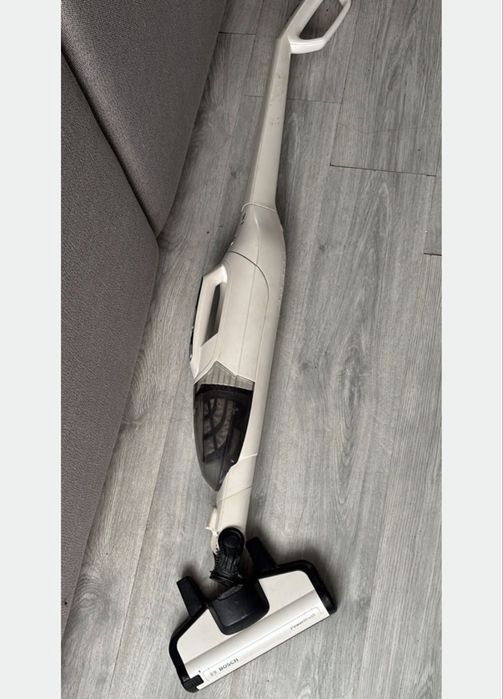 Odkurzacz pionowy Bosch BBH2P163R biały (M2)