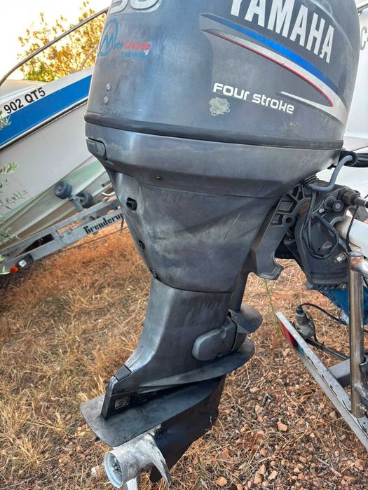 Motor Yamaha de barco
