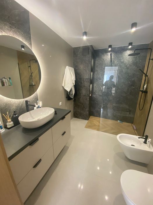 Usługi wykończenia wnętrz ,  remonty łazienek , montaż mebli.