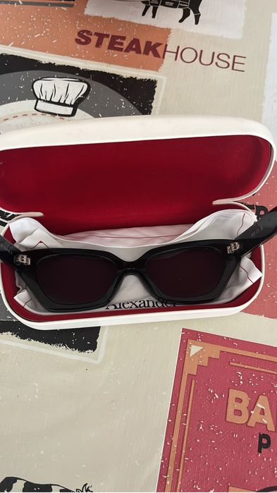 Oculos de sol alexander McQueen