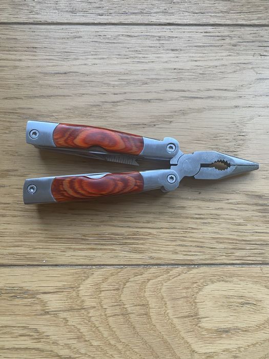 Scyzoryk wielofunkcyjny Mistrall