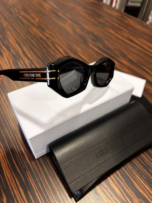 Óculos de sol Dior Signature B1U original Como Novos