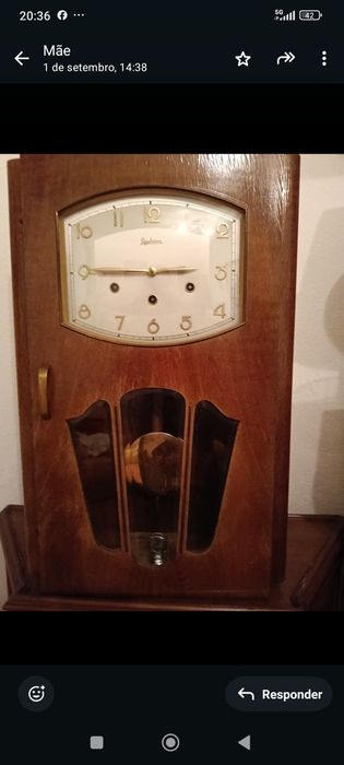 Relógio de parede marca reguladora