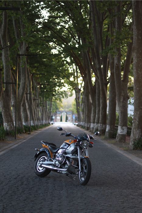 BMW R1200C 2002 – Apenas 7.919 km – Estado Excecional