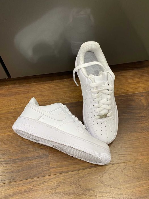 NIKE Air Force 1 07'Buty Sneakersy Sportowe r.40