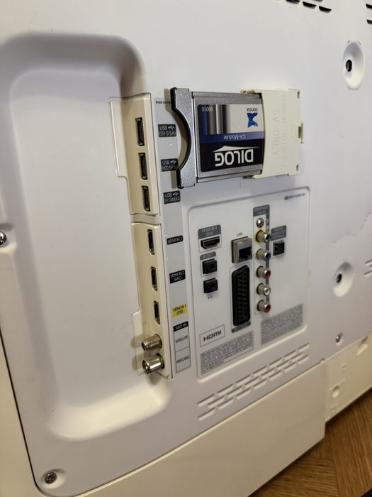 Телевізор SAMSUNG