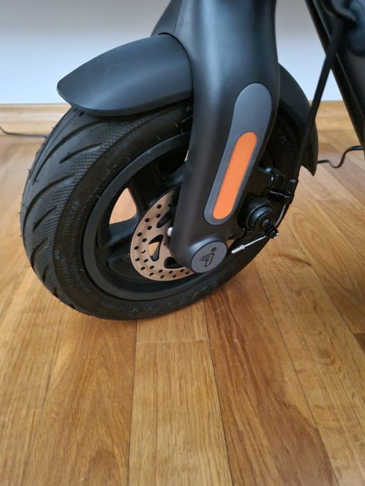 Trotinete Elétrica Segway Nineboot Kickscooter F2