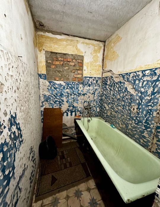 Продам будинок/Гребінки/Центр/Є-відновлення/Хороший  торг