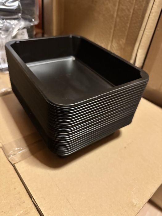 Pojemniki obiadowe do zgrzewu na wynos 2800 szt. 0.18zl/szt.