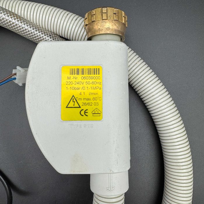 Wąż dopływowy aquastop zmywarki Miele