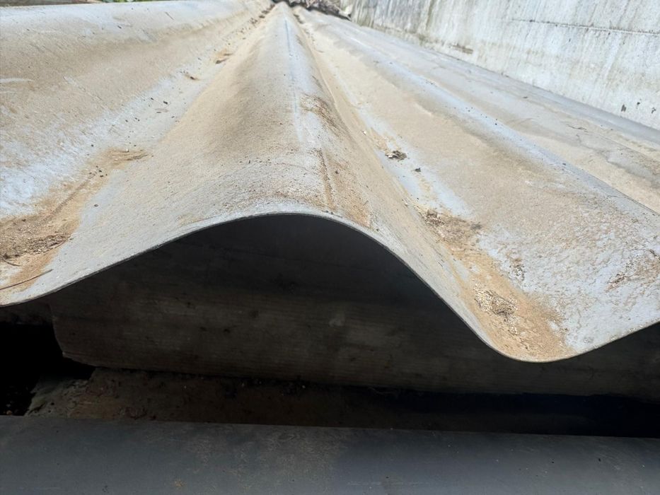 Vendo 13 chapas em muito bom estado.