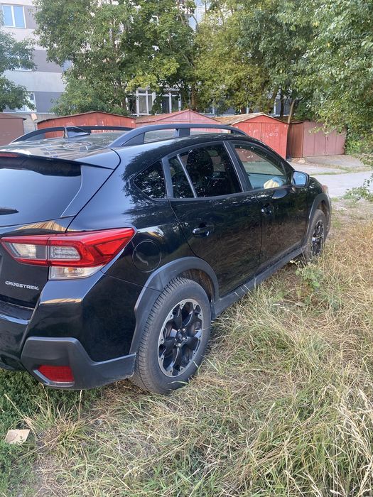 Авто субару крострек