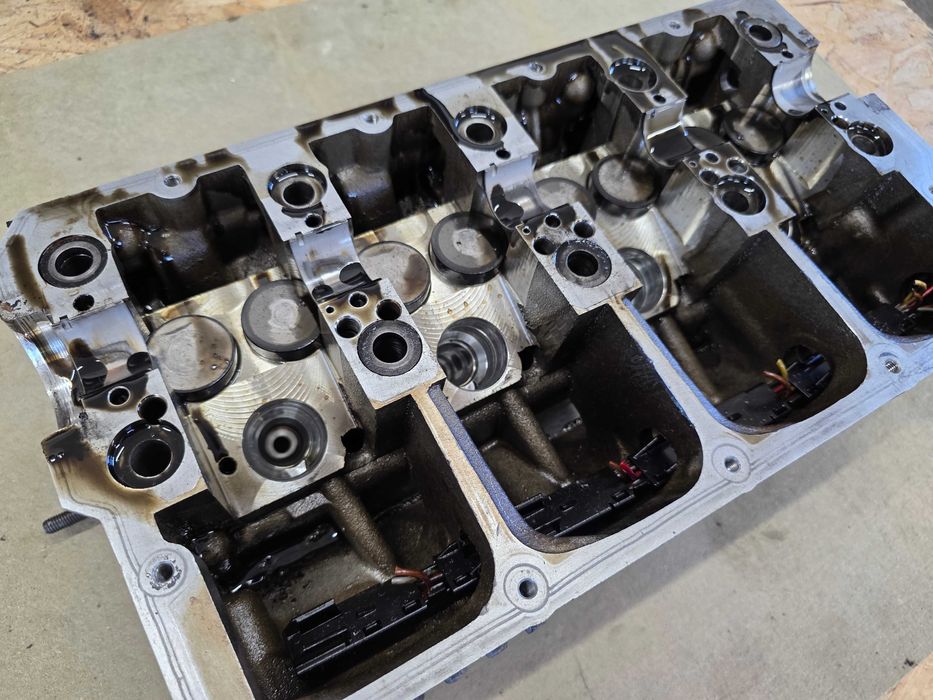 głowica Vw 1.9 tdi BLS  Golf 5 V lift 08 rok sprawna  przebieg 212 tys km