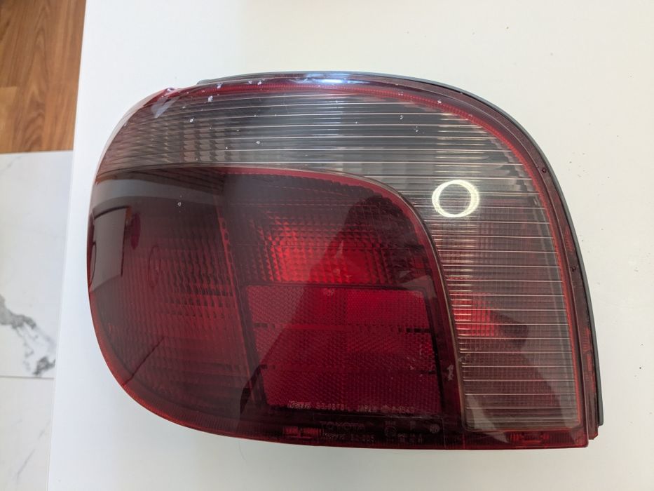 Lampa tyl toyota yaris