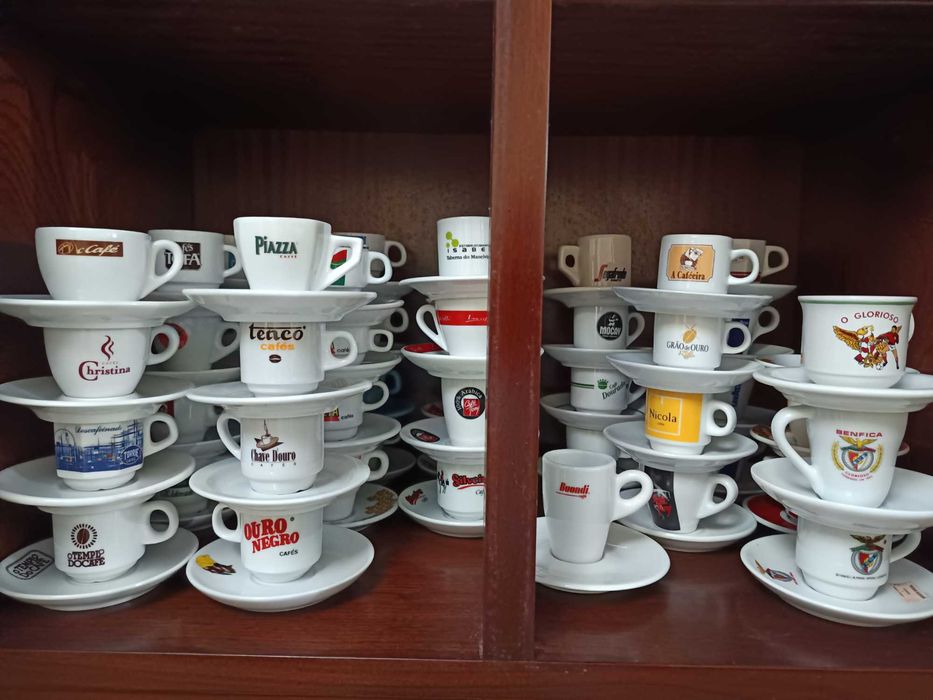 Chávenas de café de coleção