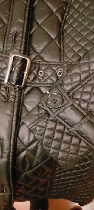 Casaco comprido acolchoado preto