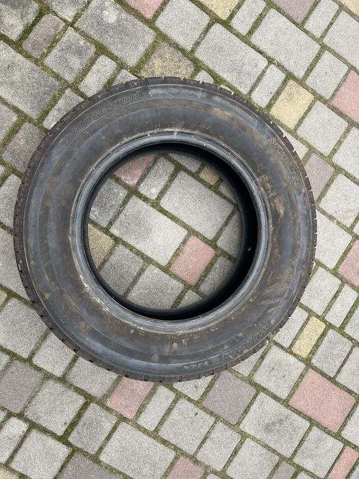 Bridgestone BLIZZAK Revo GZ