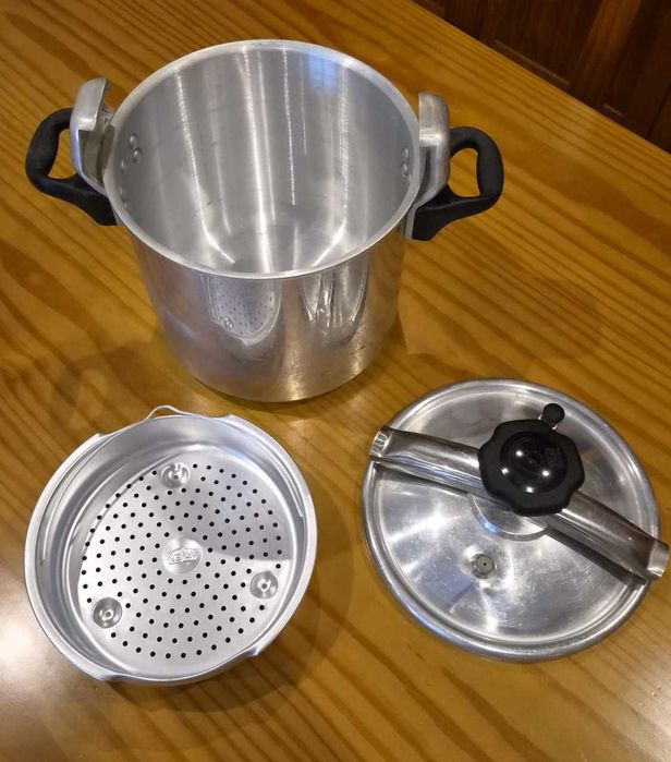 panela de pressão CELAR