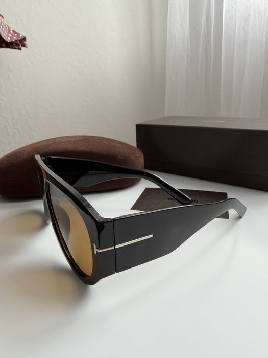 Сонцезахисні окуляри Tom Ford