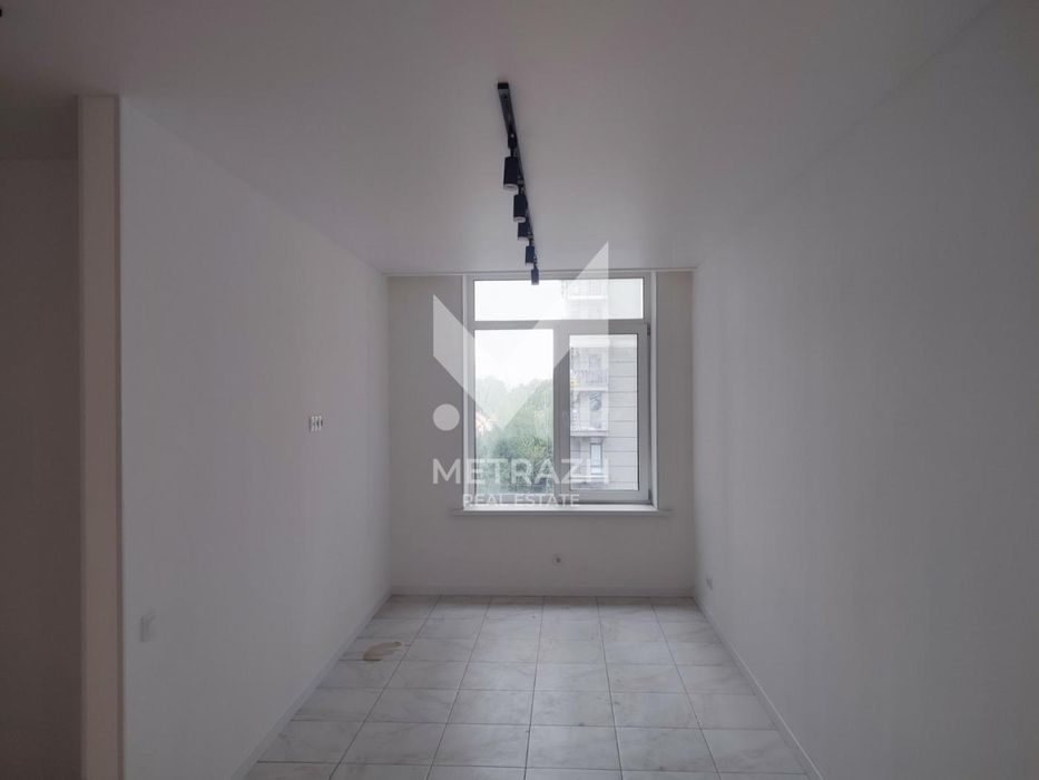 Продаж 1- кімнатной квартири в жк Метро парк загальной площею 42 кв.м. по вул. Кам'янська 125Г