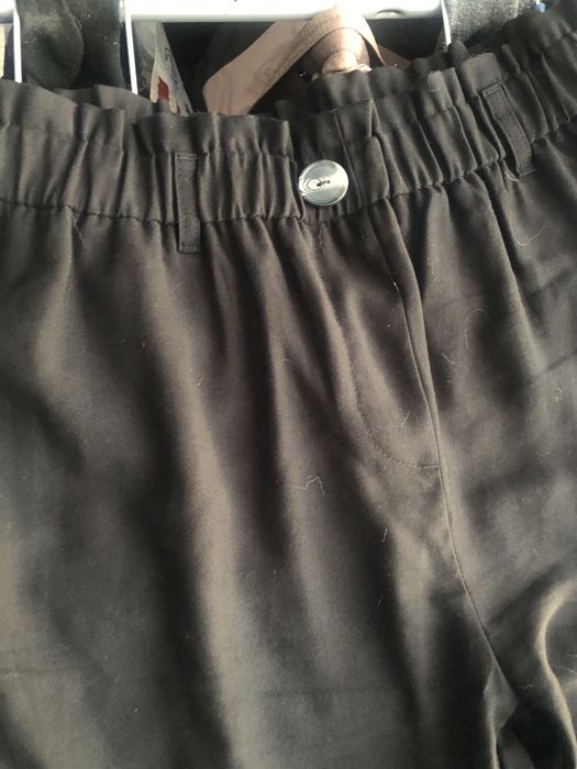 Czarne spodnie z gumką w pasie ESMARA – Rozmiar 40 (L)