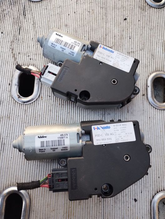 Silnik silniczek szyberdachu Touareg cayenne 7p0.959.591