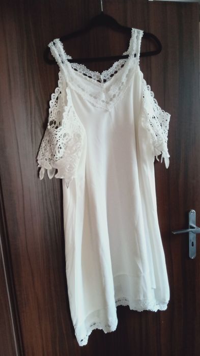 Piękna sukienka rozmiar 48