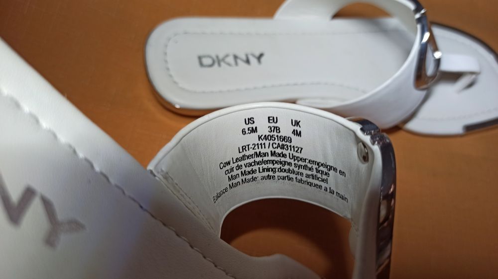 DKNY 37 skórzane klapki damskie exclusive edition