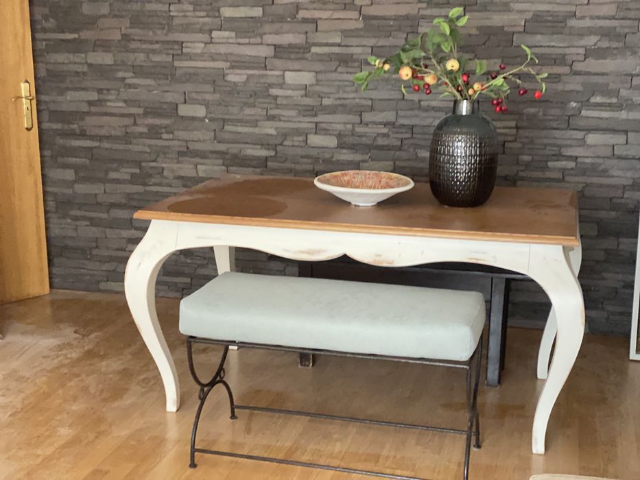 Mesa de jantar impecável