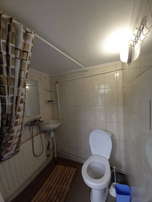 Оренда окремої кімнати у дворі.Вул.Прикордонна