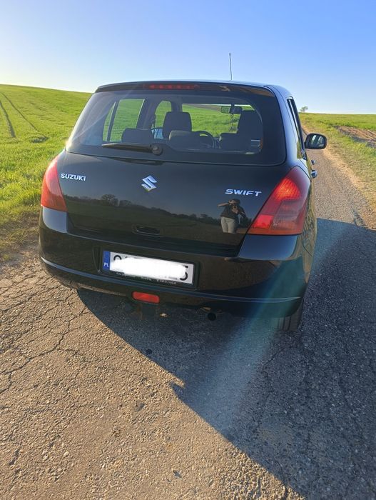 Suzuki Swift czarny 2007r.