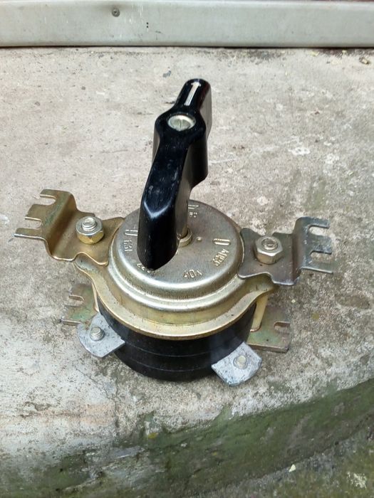 Переключатеь пвз-60-уз радянського виробництва стан нових