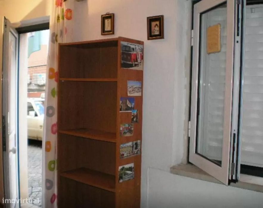 Estúdio - localizado em Santa Apolónia Lisbon